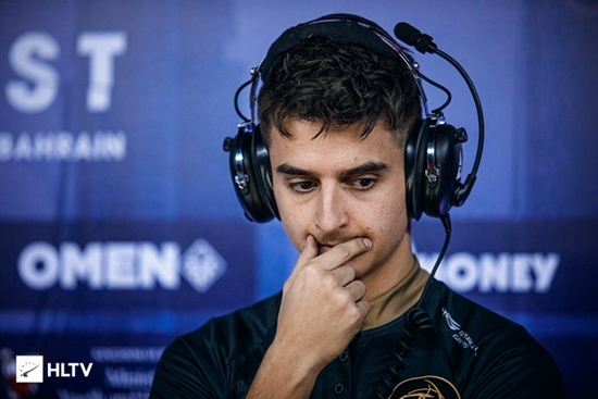 飞牛带领RW侠战胜AG超玩会 终结其17连胜神话